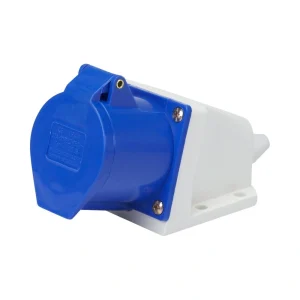 שקע קיר תעשייתי 3P IP44